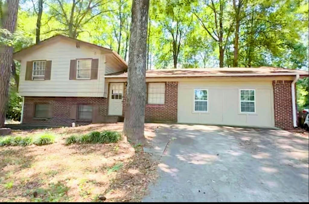 2581 SPARTA DR, MORROW, GA 30260, photo 1 of 10