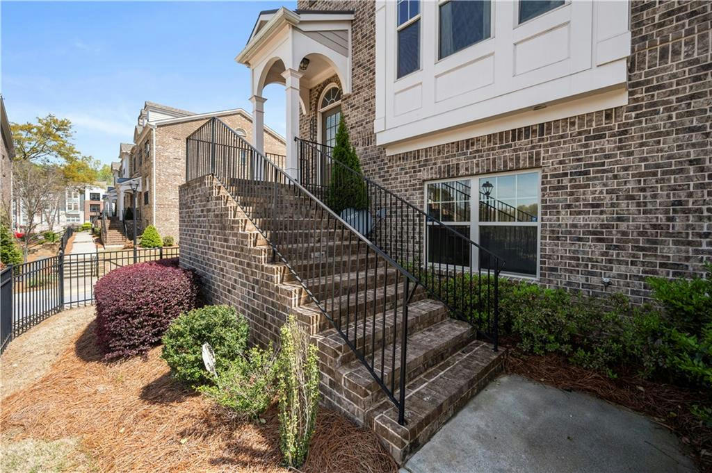 4198 MORRISON WAY, CHAMBLEE, GA 30341 Condo/Townhome For Sale MLS 7339271 RE/MAX RE/MAX