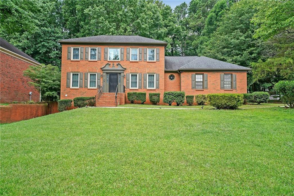 656 CHESTERFIELD DR, LAWRENCEVILLE, GA 30044, photo 1 of 40